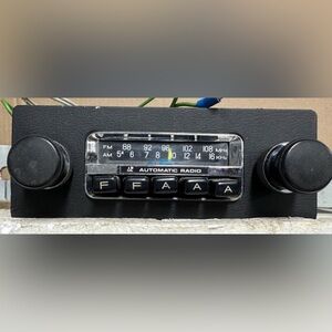 Vintage Auto Matic Car Radio Model#DNF-1814 and Accessories